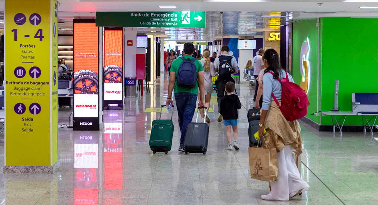 Com recorde em junho, Aeroporto de Foz do Iguaçu bate um milhão de passageiros em 2025