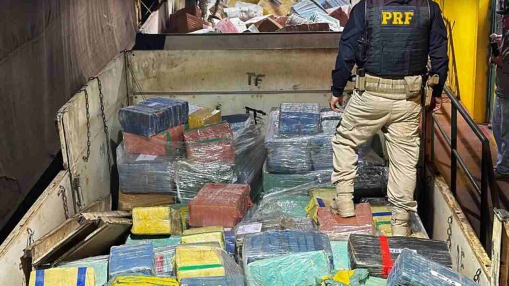 Apreensão de droga pela PRF cresce 27% no Paraná; fronteira é porta de entrada