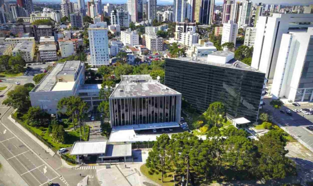 Assembleia é homenageada na França por índice de transparência