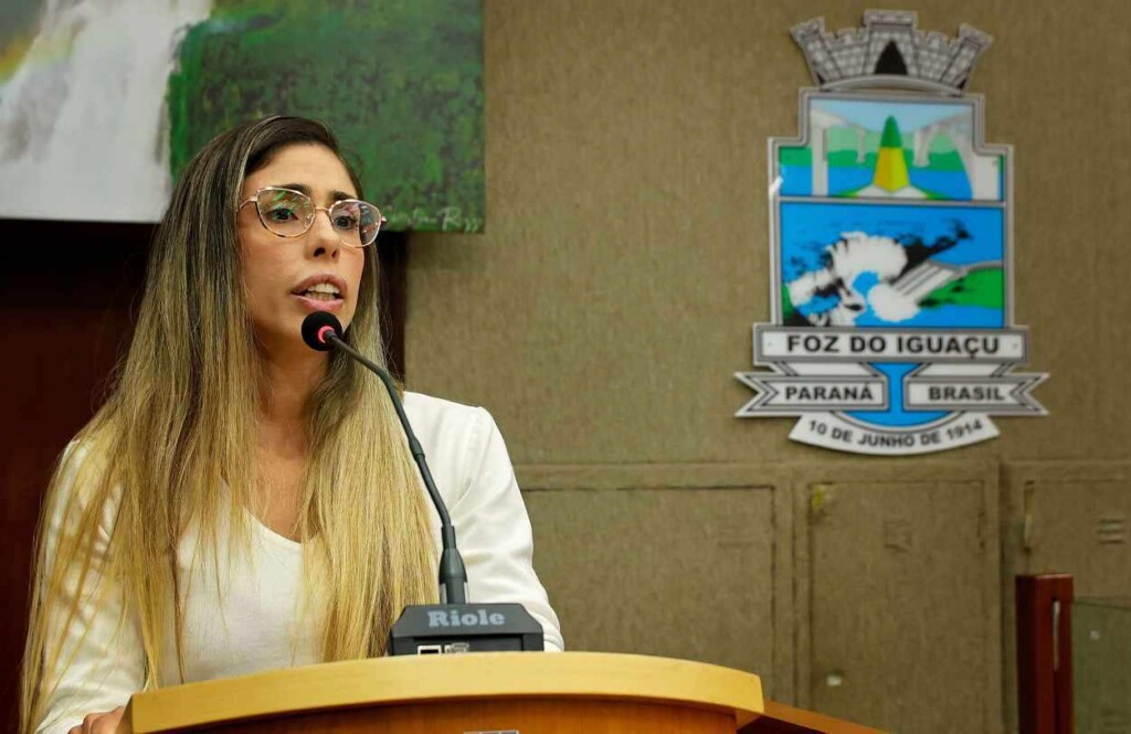 Delegada vai à Câmara e refuta projeto de vereador que impacta mulheres