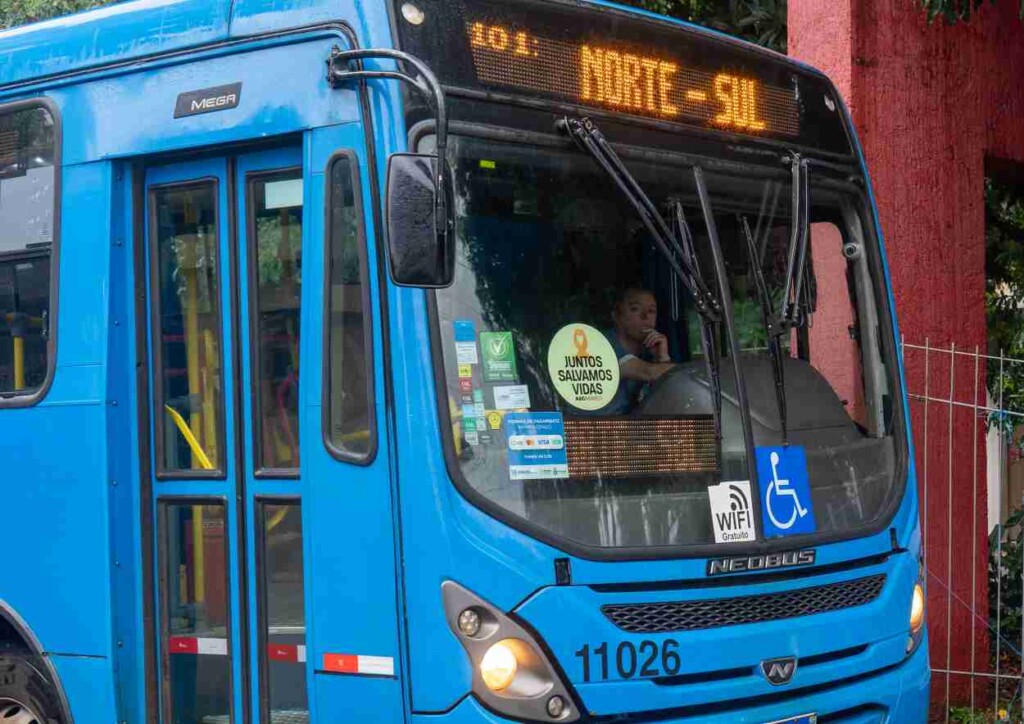 Empresa do transporte coletivo abre vagas para motoristas