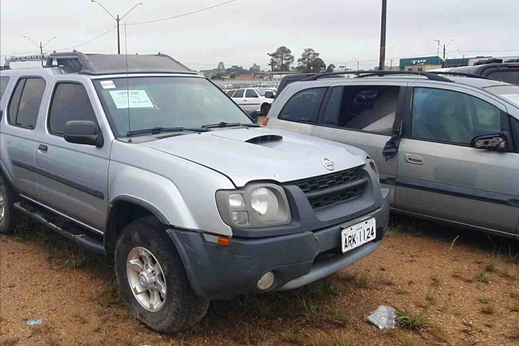Leilão online com 300 veículos abre lances — de Nissan Xterra a Astra