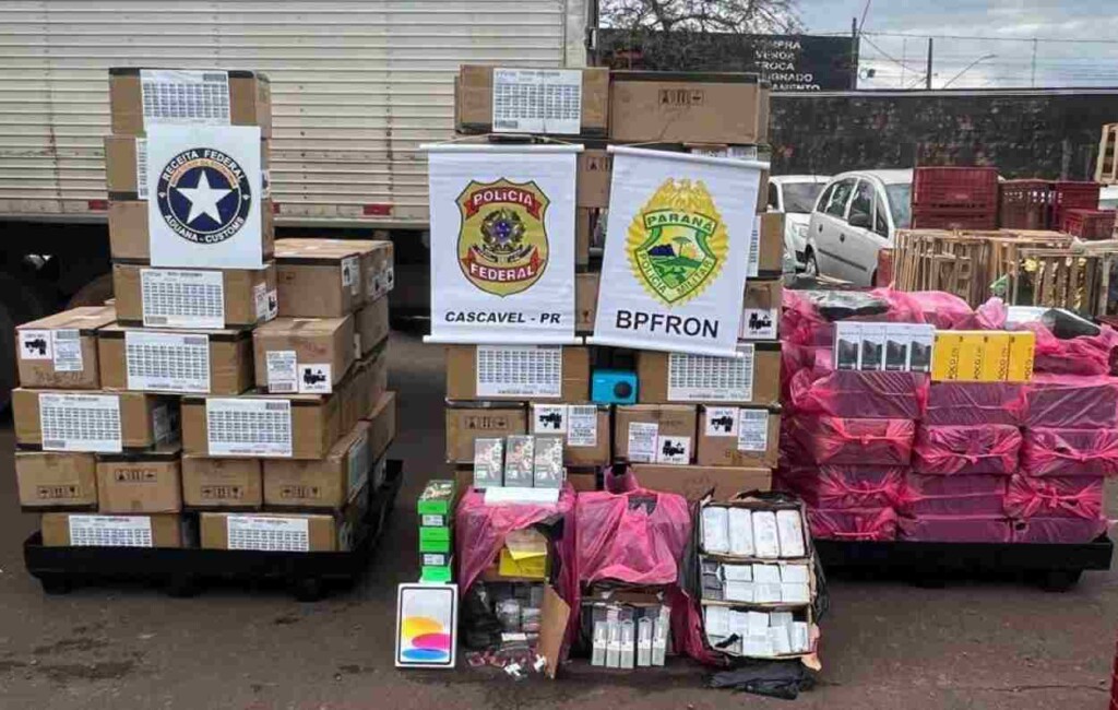 Operações confiscam 5 mil celulares na fronteira