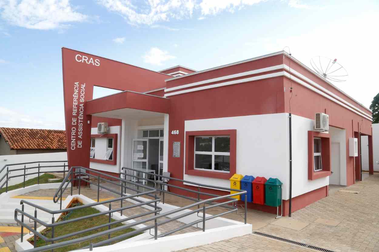 Paraná reforça assistência social em Foz do Iguaçu e mais 20 cidades