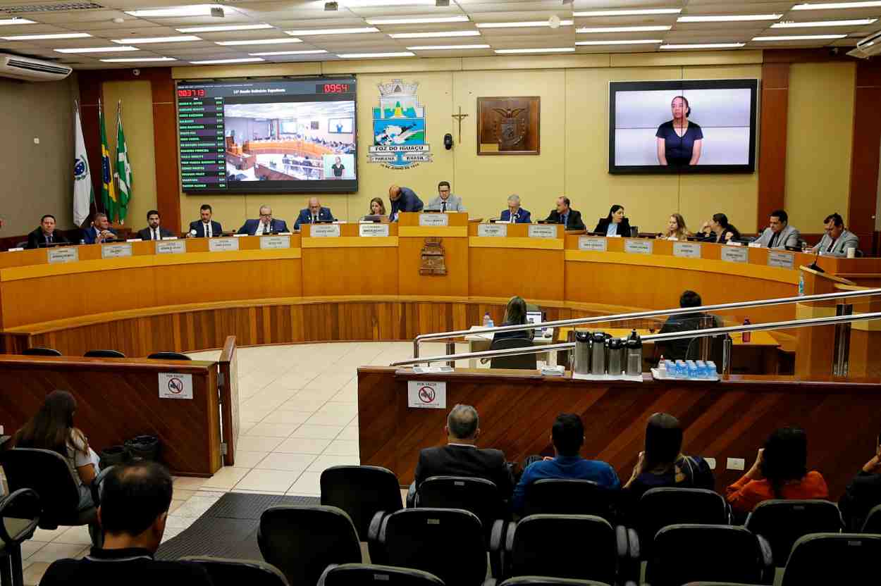 Vereadores fazem recesso de meio de ano – ninguém é de ferro