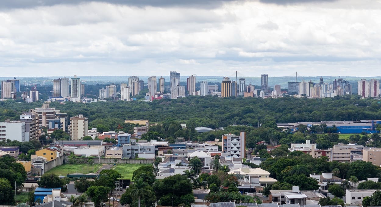 Temperaturas sobem, mas fim de semana terá chuva em Foz do Iguaçu