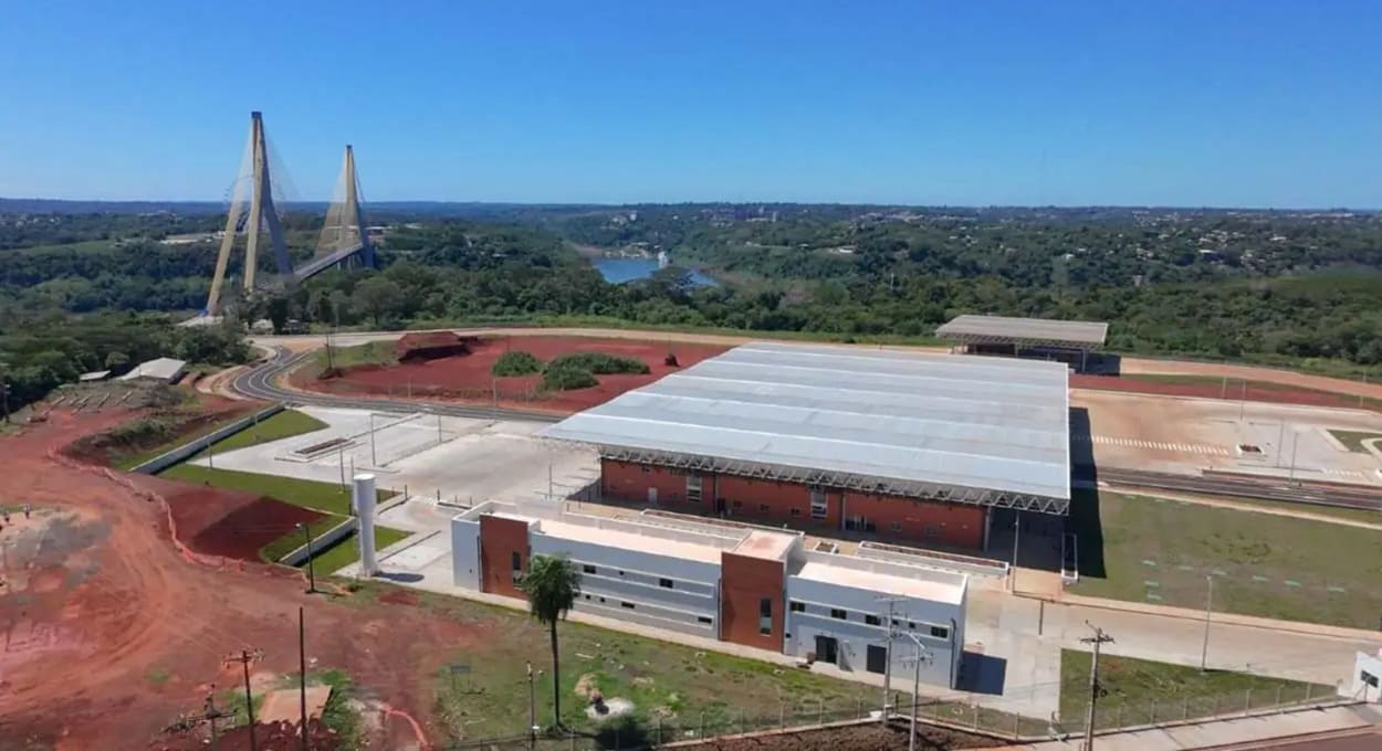 Paraguai propõe fiscalização unificada na Ponte da Integração