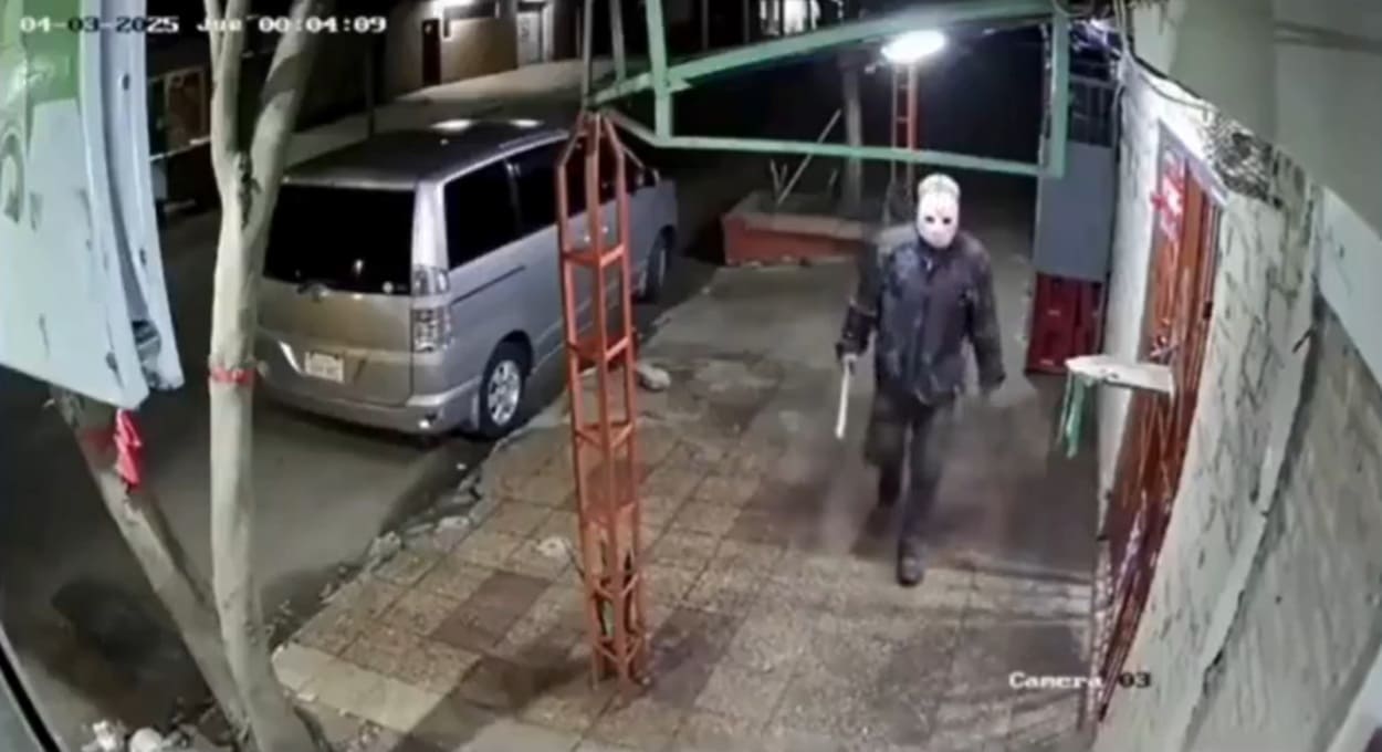 Sexta-Feira 13? Polícia prende “Jason Paraguaio”, bandido que tocava o terror!