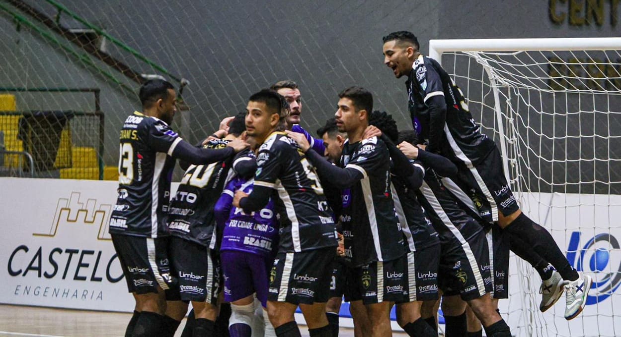 Foz Cataratas vence o Blumenau na Liga Nacional — veja os gols
