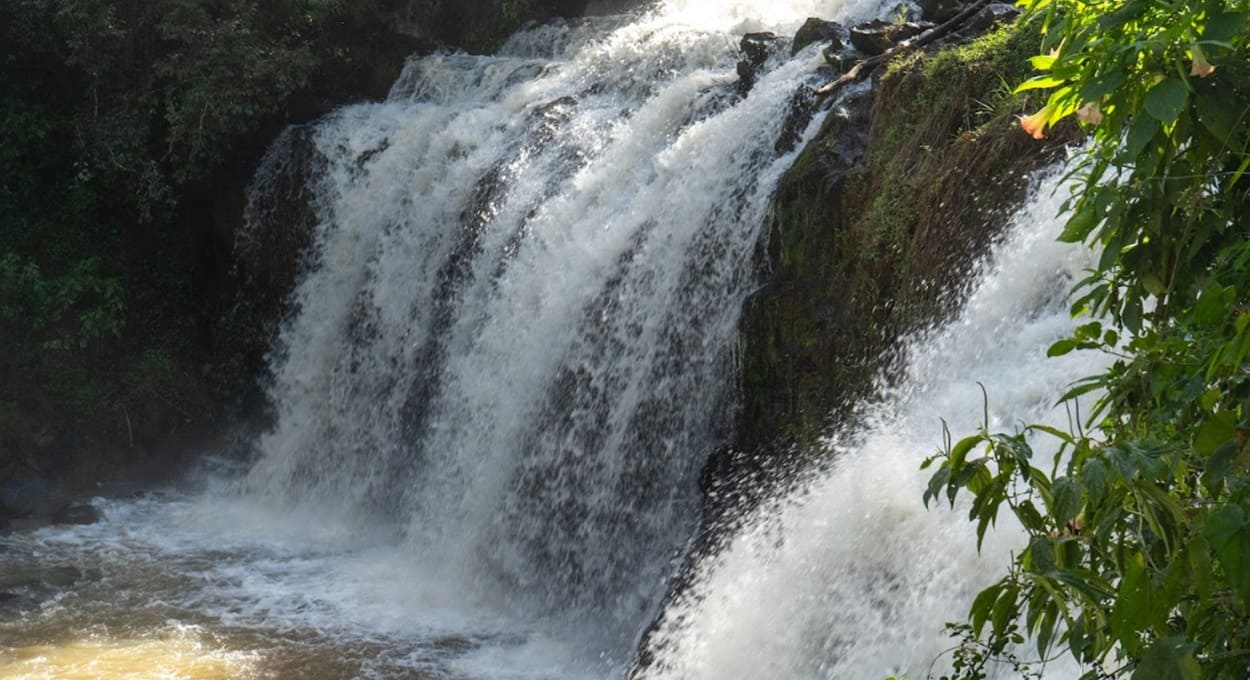 Conheça a cachoeira com banho liberado no Parque Nacional do Iguaçu