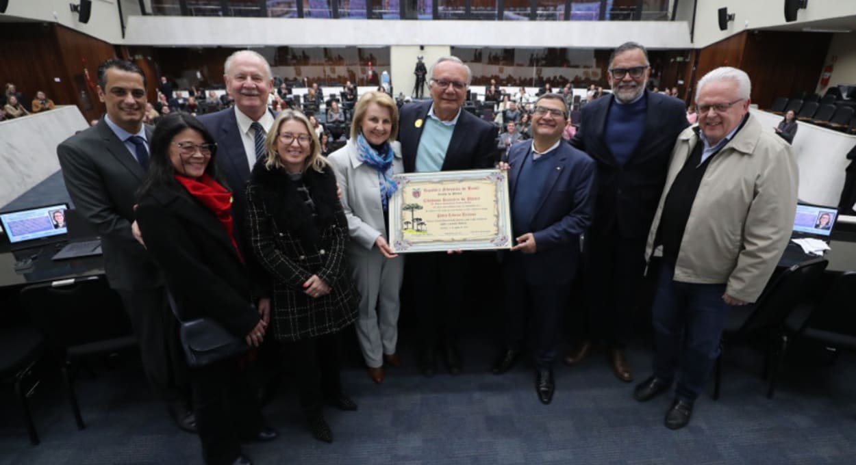 Assembleia Legislativa do Paraná homenageia os 125 anos da Fiocruz