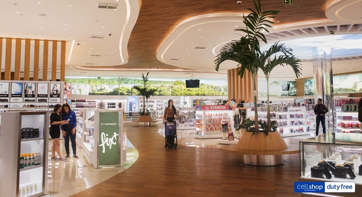Vendas nos free shops de Foz do Iguaçu crescem 22% em 2025