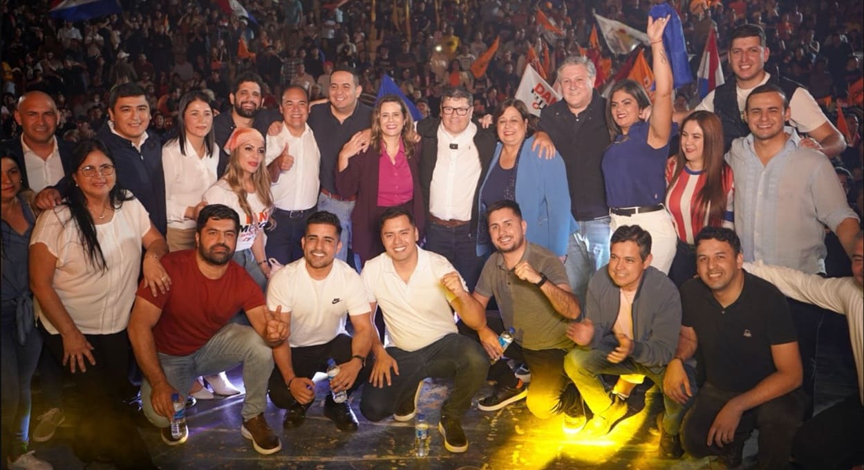 Aliados de Miguel Prieto apresentam candidato em Ciudad del Este