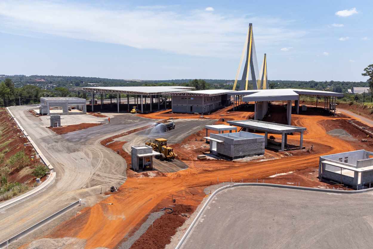 Obras da Perimetral Leste de Foz chegam a 75% de execução