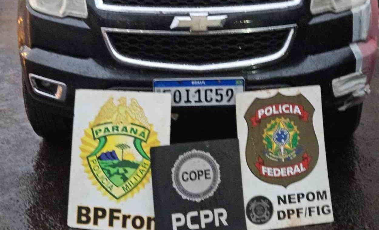Polícia recupera caminhonete furtada, que seria levada ao Paraguai