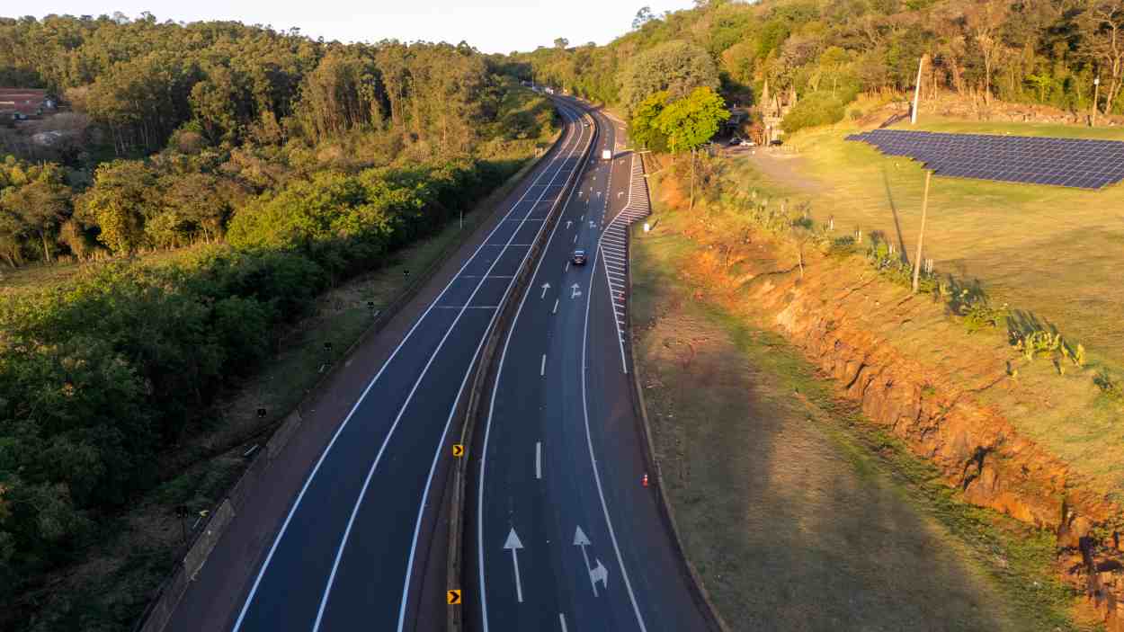 Curvas do Castelinho, temido trecho da BR-277, têm reforço na segurança