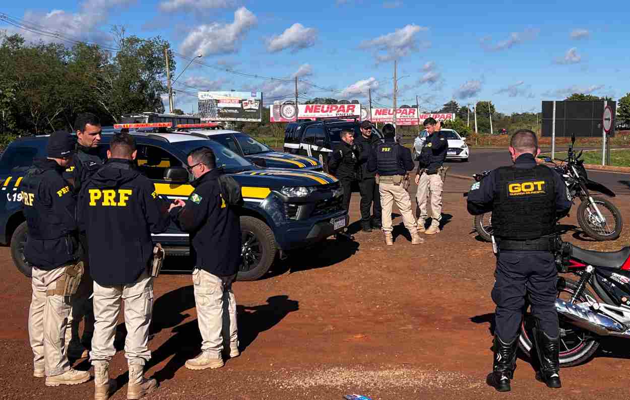 Operação na fronteira recolhe 4 motos de ‘piranhas’ de estacionamento