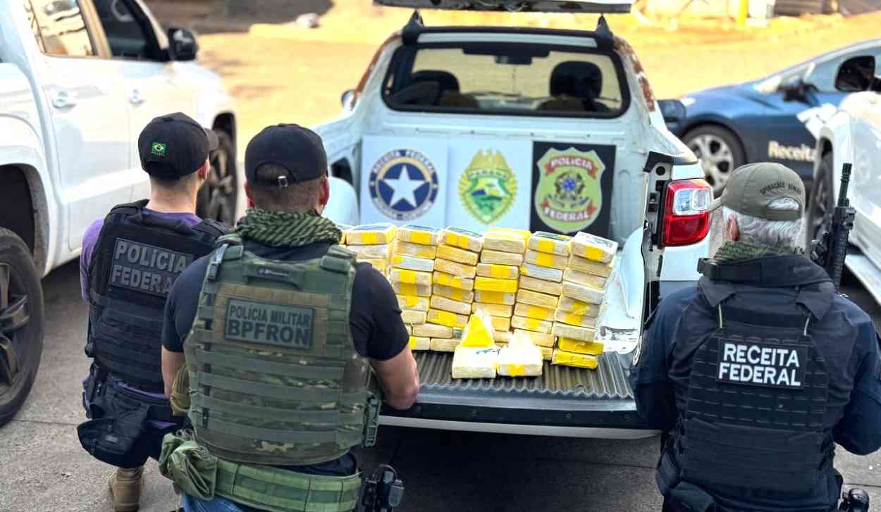 Motorista de caminhonete é preso com quase 70 quilos de cocaína na BR-277