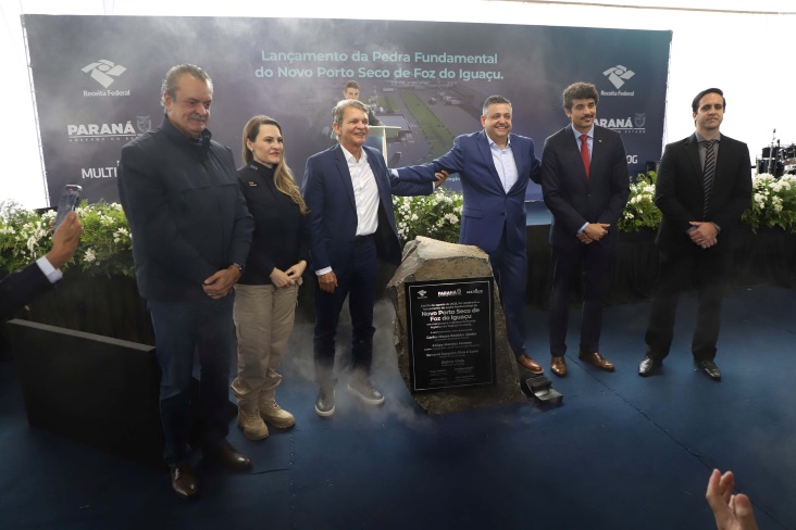 lançamento obras
