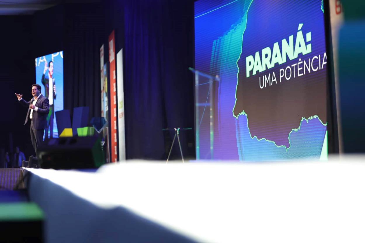 Em Foz, Ratinho Junior destaca PR como centro logístico da América do Sul