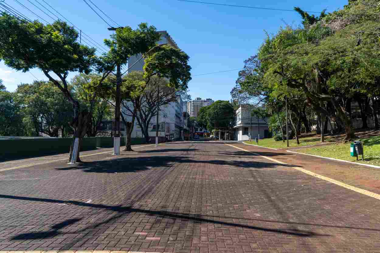 Rua 24 Horas pode dar vida nova ao centro de Foz do Iguaçu