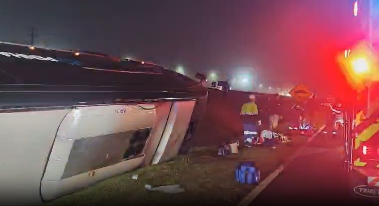 Turista morre em acidente com ônibus que vinha para Foz do Iguaçu