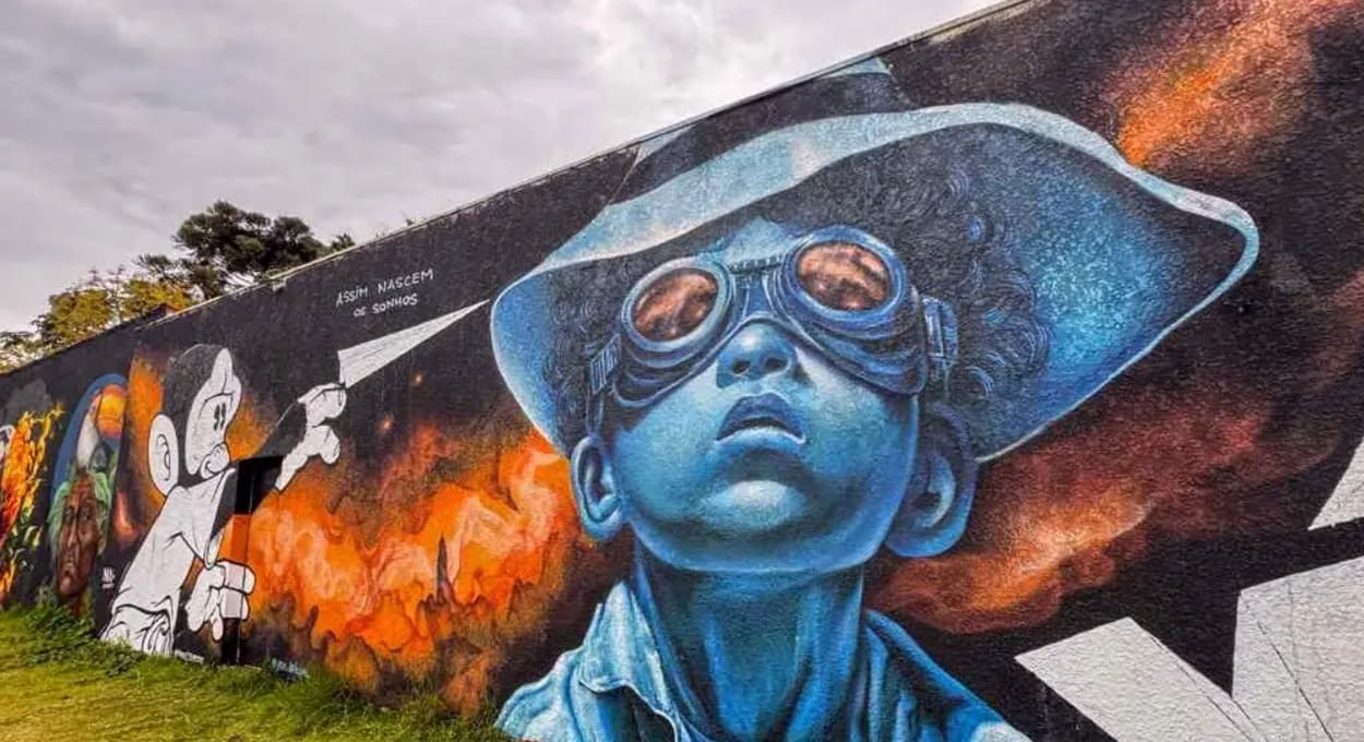 O colorido da arte urbana nos muros e fachadas de Foz do Iguaçu