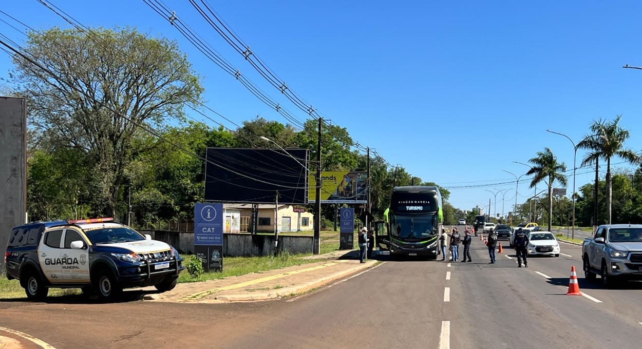 Prefeitura fiscaliza atuação dos guias de turismo em Foz do Iguaçu