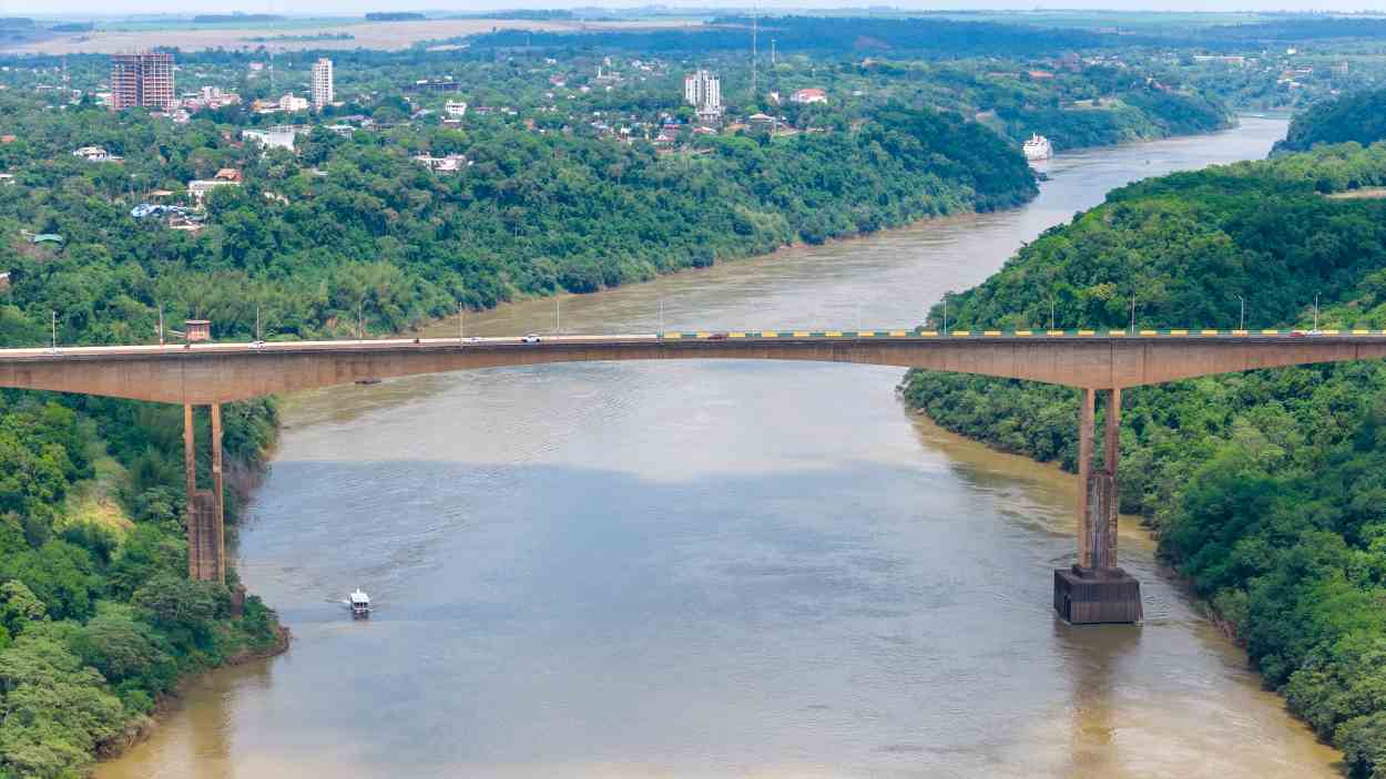Aduana Brasil-Argentina passa por alteração no trânsito; veja o mapa