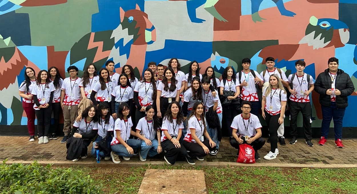 Feira Jovem de Negócios aproxima talentos de empresas em Foz do Iguaçu