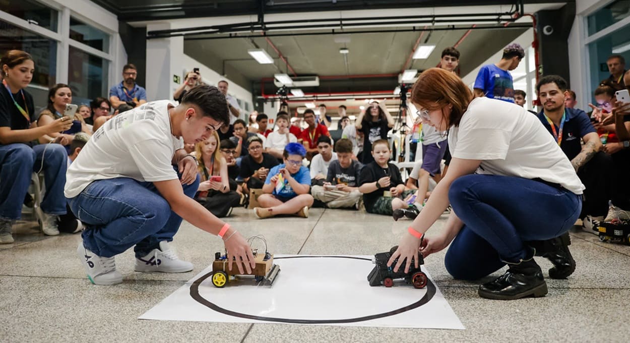 Festival Iguassu Inova 2025 terá disputa de robôs e desafios de cibersegurança
