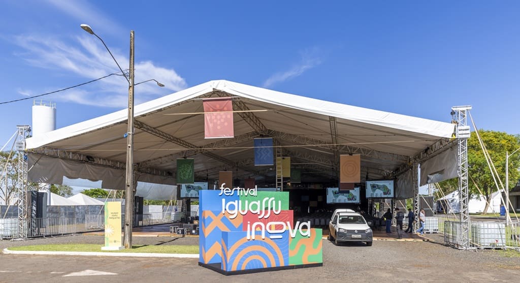Festival Iguassu Inova espera receber 50 mil visitas até sábado.