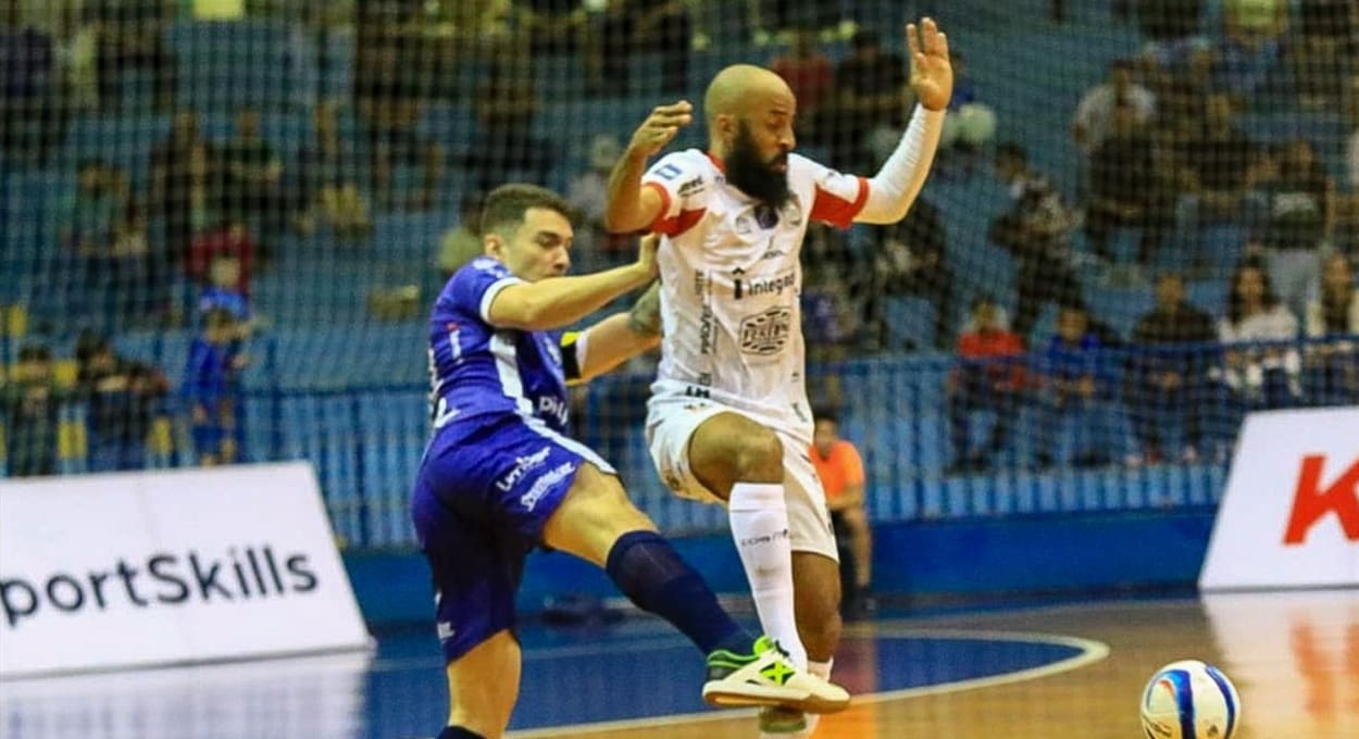 Em jogo de viradas, Foz Cataratas está eliminado do Paranaense