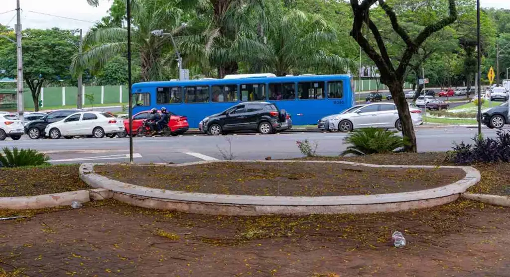 praça naipi_Foz