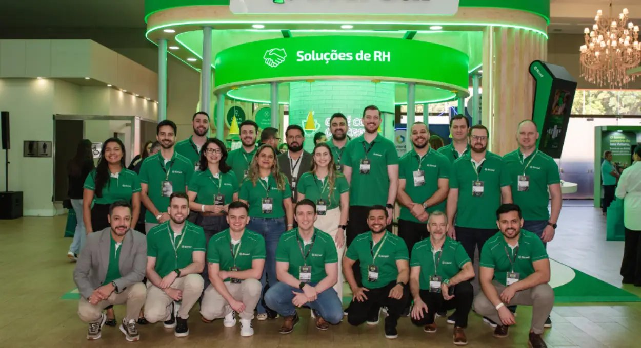 Sicredi reforça compromisso com o desenvolvimento econômico no maior congresso empresarial do Paraná