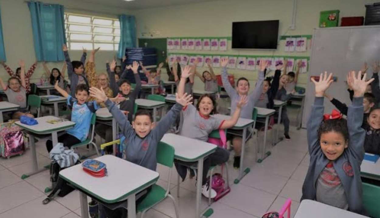 Educação abre período de rematrícula para CMEIs e escolas municipais