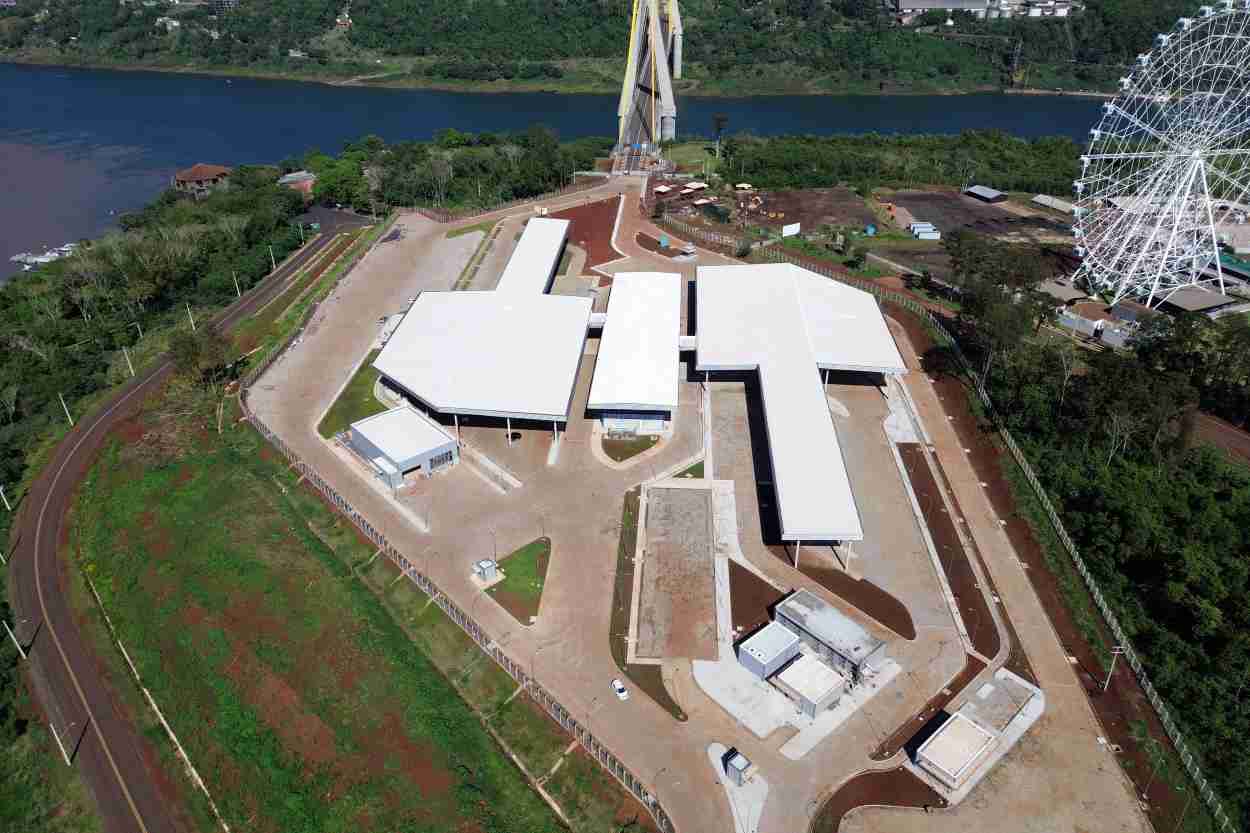 Perimetral Leste de Foz do Iguaçu atinge 83,5% de execução