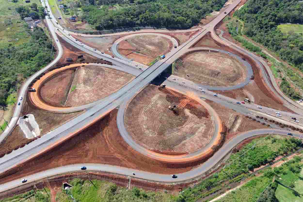 Perimetral Leste, que chega à reta final, terá novos desvios de trânsito