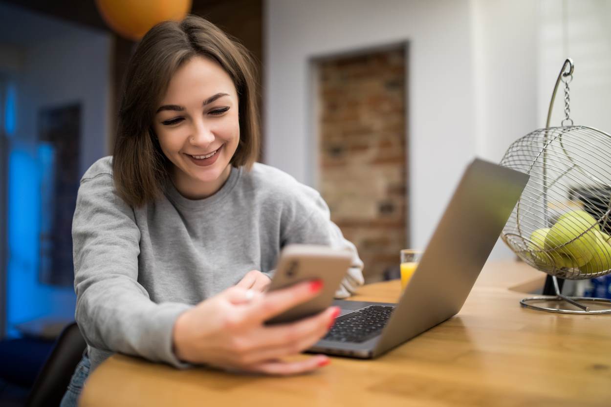 Sicoob enfoca educação financeira e segurança digital na Semana Mundial do Investidor