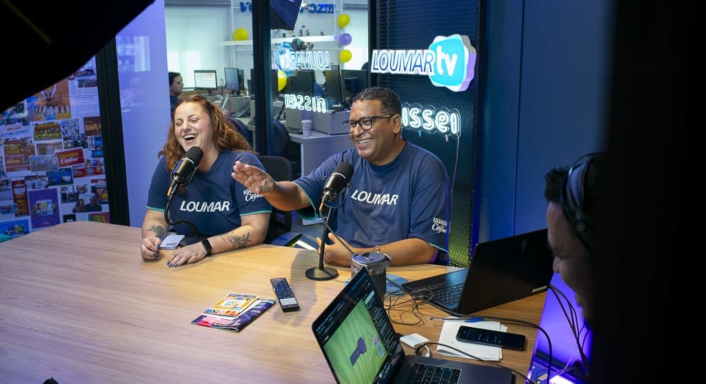 Estúdio digital da Loumar, usado para a produção de conteúdo e transmissão dos programas.