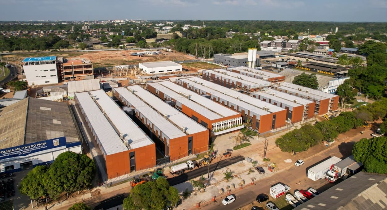 Vila COP: com recursos de Itaipu, governo do Pará entrega edifícios