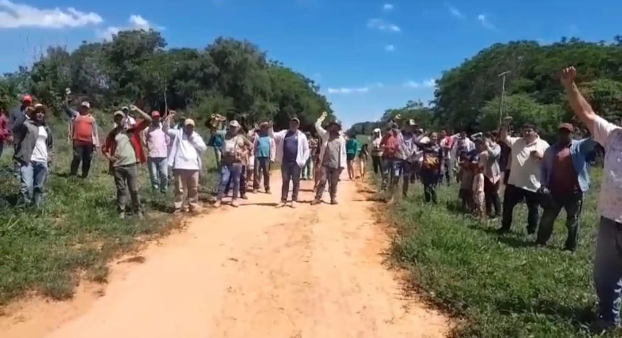 Agricultores protestam contra mandioca brasileira no Paraguai