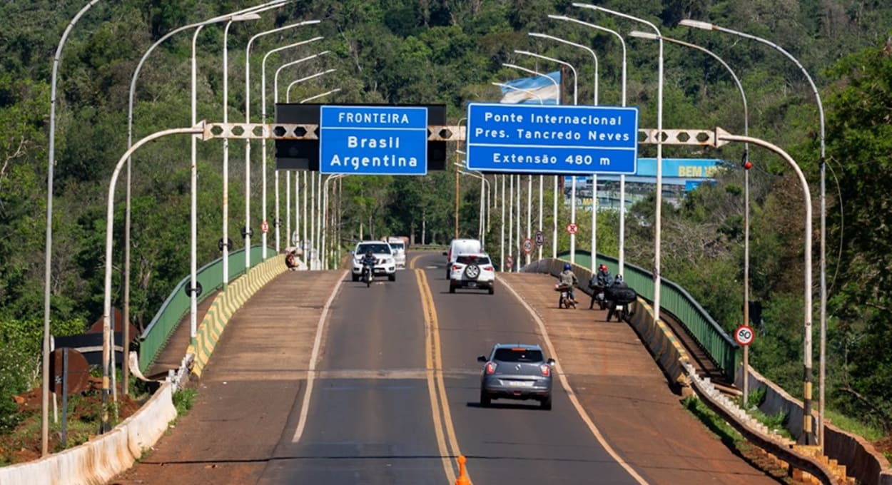 Argentina envia reforços federais para patrulhar a fronteira trinacional