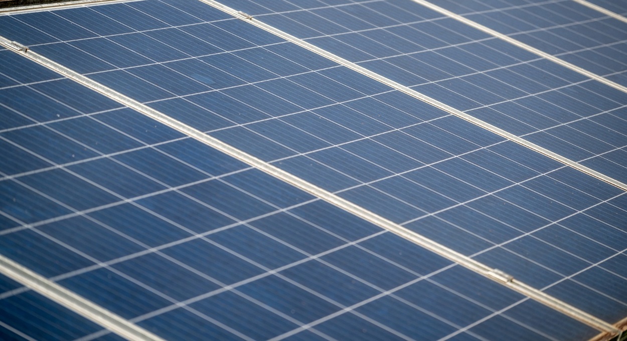 Itaipu lança edital para painéis solares em instituições de ensino superior