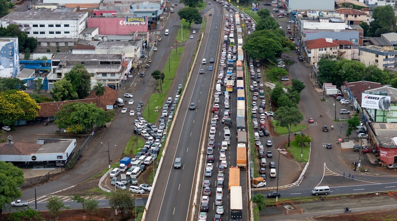 Protesto no Paraguai? Veja como está a fila na Ponte da Amizade neste sábado (15)