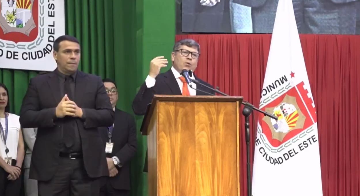 Novo prefeito de Ciudad del Este assume o cargo no Paraguai