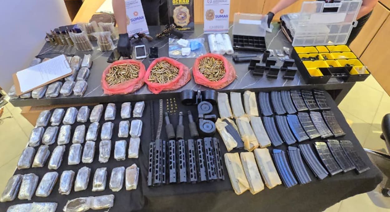 Paraguai desarticula rede que fornecia armas para o Comando Vermelho