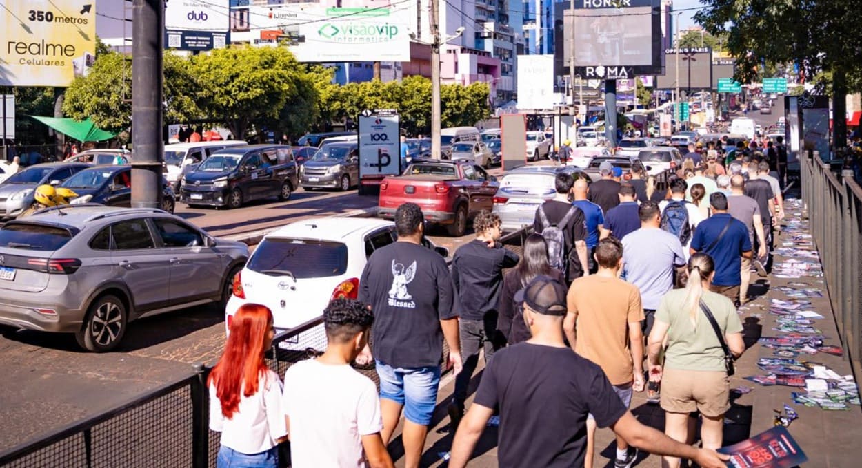 Saiba quantas pessoas atravessaram a Ponte da Amizade na Black Friday