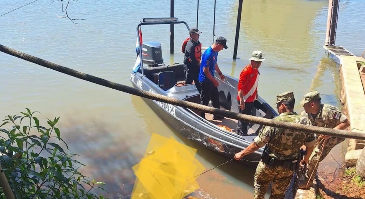 Marinha do Paraguai resgata corpo de brasileiro afogado em lago