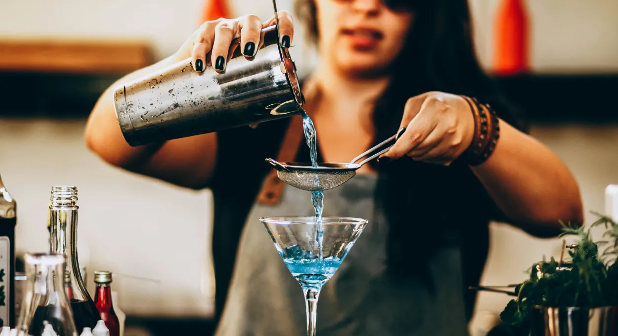 Marco das Três Fronteiras recebe campeonato internacional de coquetelaria